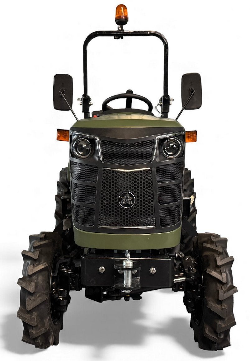 Startrac 22 Kleintraktor Nato-Grün – 22 PS Allradtraktor mit Ackerstollenbereifung – Bild 2
