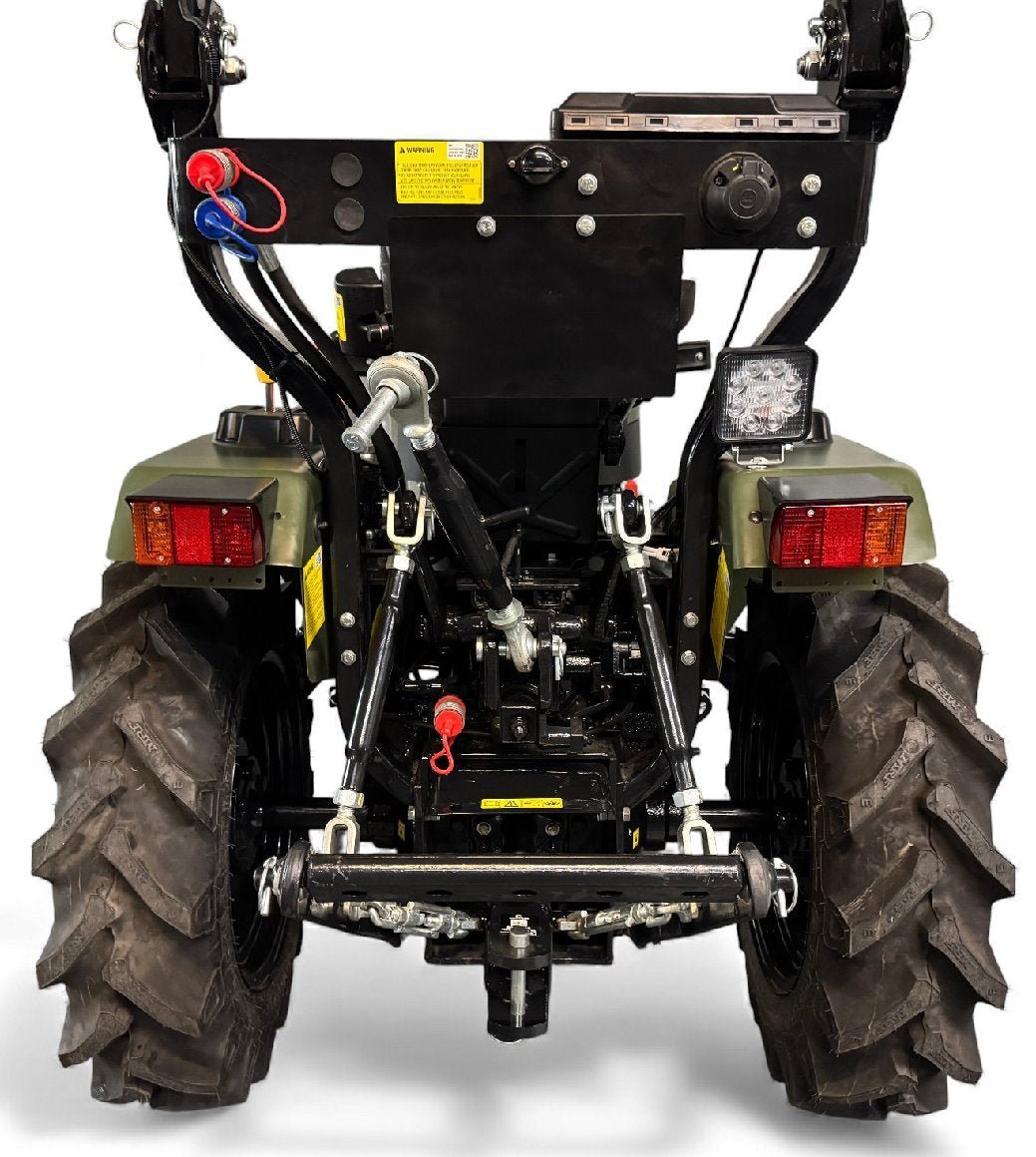 Startrac 22 Kleintraktor Nato-Grün – 22 PS Allradtraktor mit Ackerstollenbereifung – Bild 4