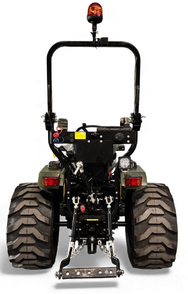 Startrac 22 Kleintraktor Nato-Grün – 22 PS Allradtraktor mit Ackerstollenbereifung – Bild 14